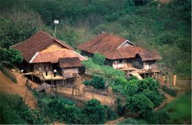 Mai Chau and Xa Linh Excursion